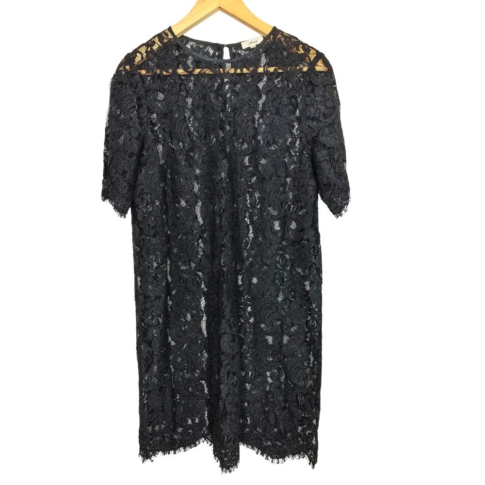 Wilfred Aritzia Black Floral Lace Shift Top Eyelash Trim Short Sleeve‎ Medium